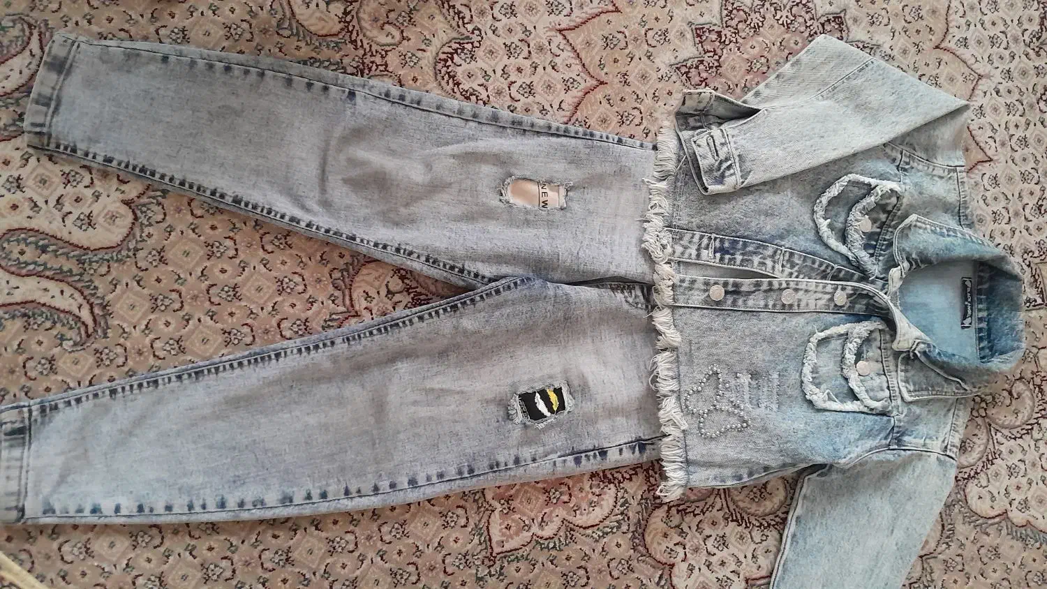 کت وشلوار جین دخترانه|لباس|رباطکریم, رباطکریم|دیوار