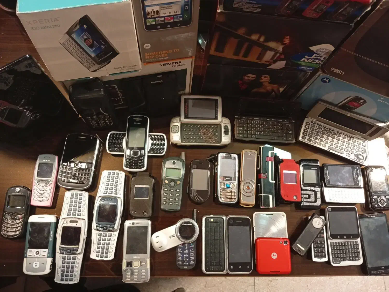 گوشی های قدیمی و کلکسیونی موتورلا|موبایل|تهران, باغ فیض|دیوار