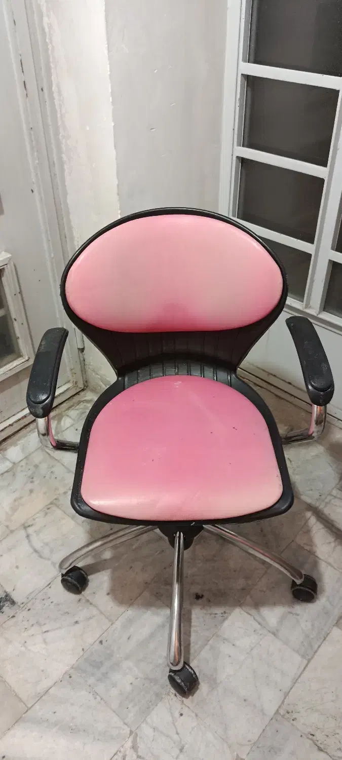 صندلی چرخ دار|صندلی و نیمکت|ارومیه, |دیوار