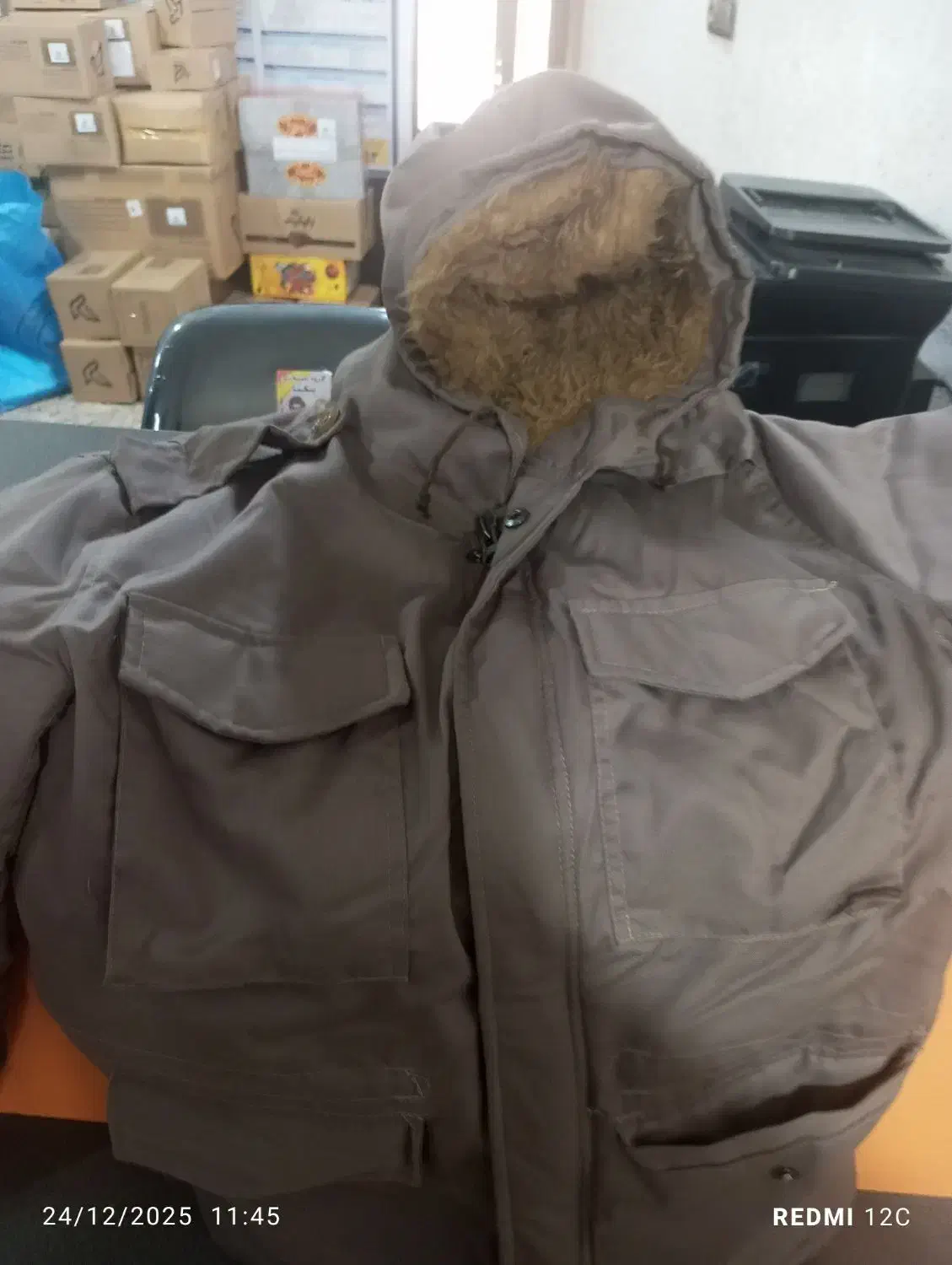 کاپشن(اورکت)|لباس|مشهد, طبرسی شمالی|دیوار