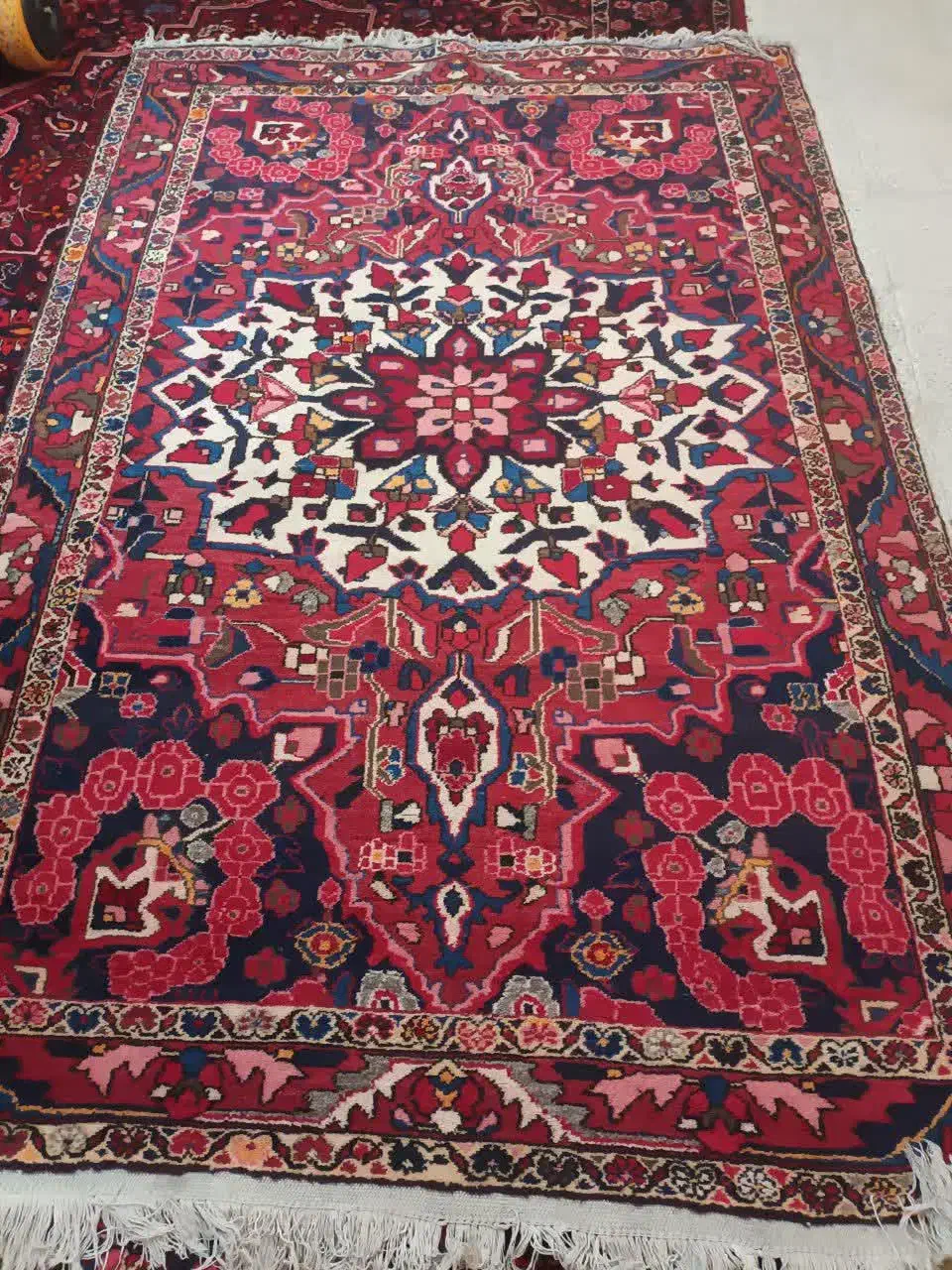 فرش دستباف|فرش|فلاورجان, |دیوار