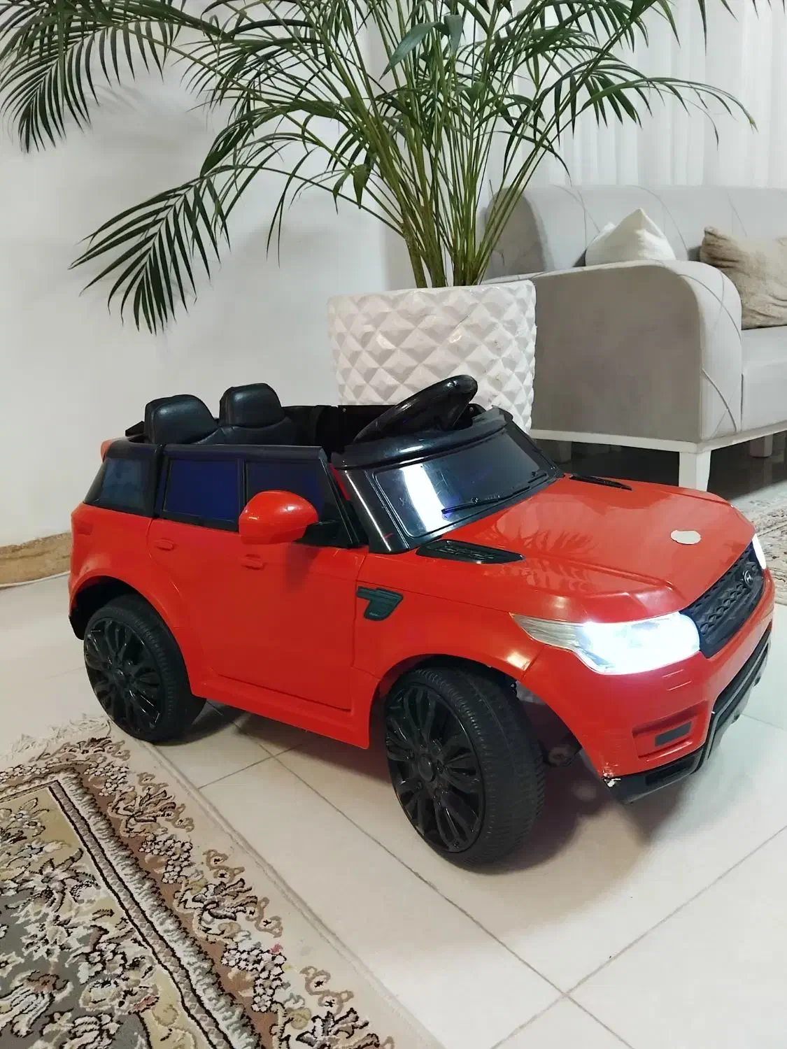 ماشین شارژی|اسباب‌بازی بچه|کوچصفهان, |دیوار