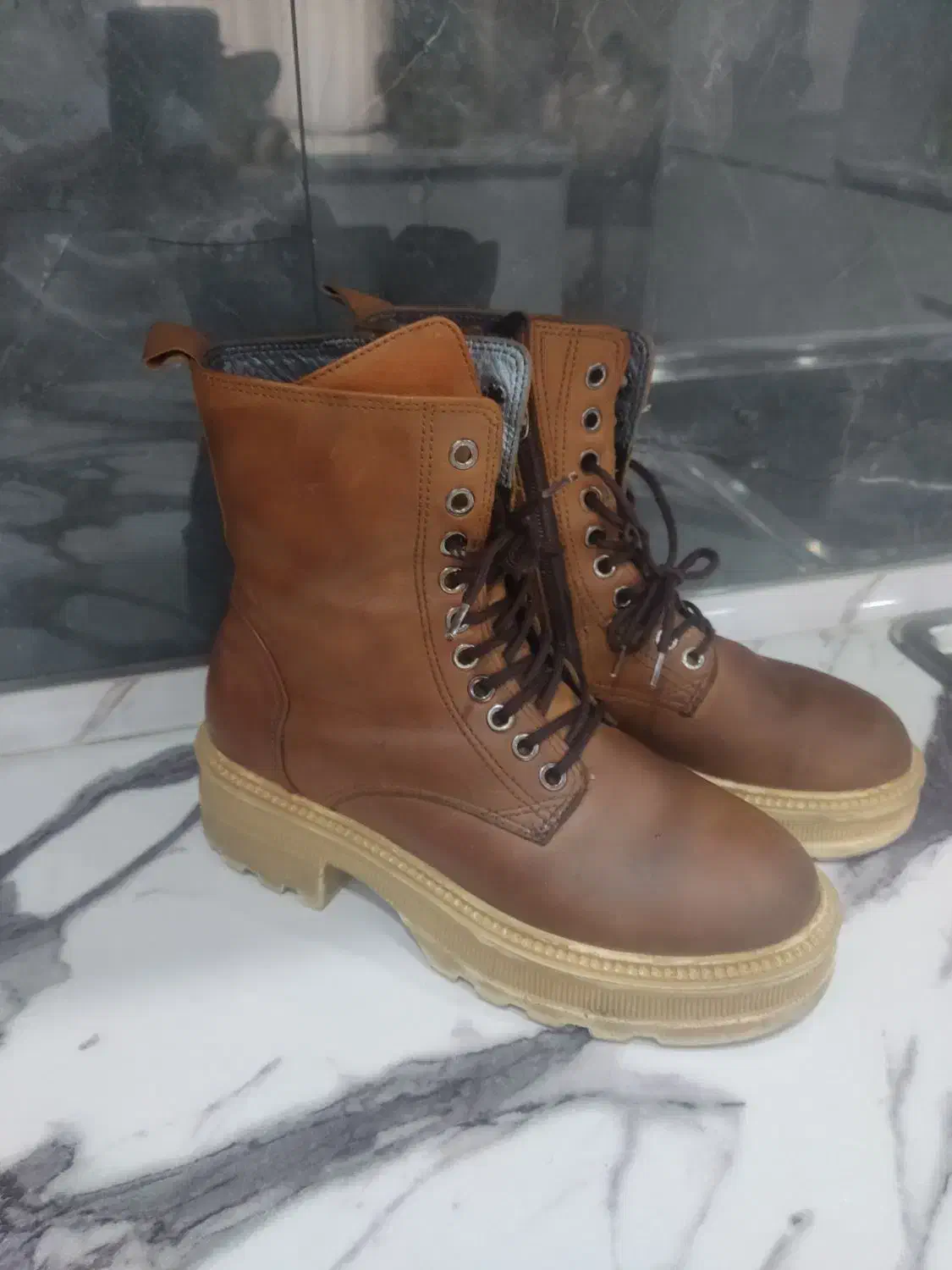 نیم بوت چرم با کتونی چرم اسپرت|کیف، کفش، کمربند|پاکدشت, پاکدشت (مامازند)|دیوار