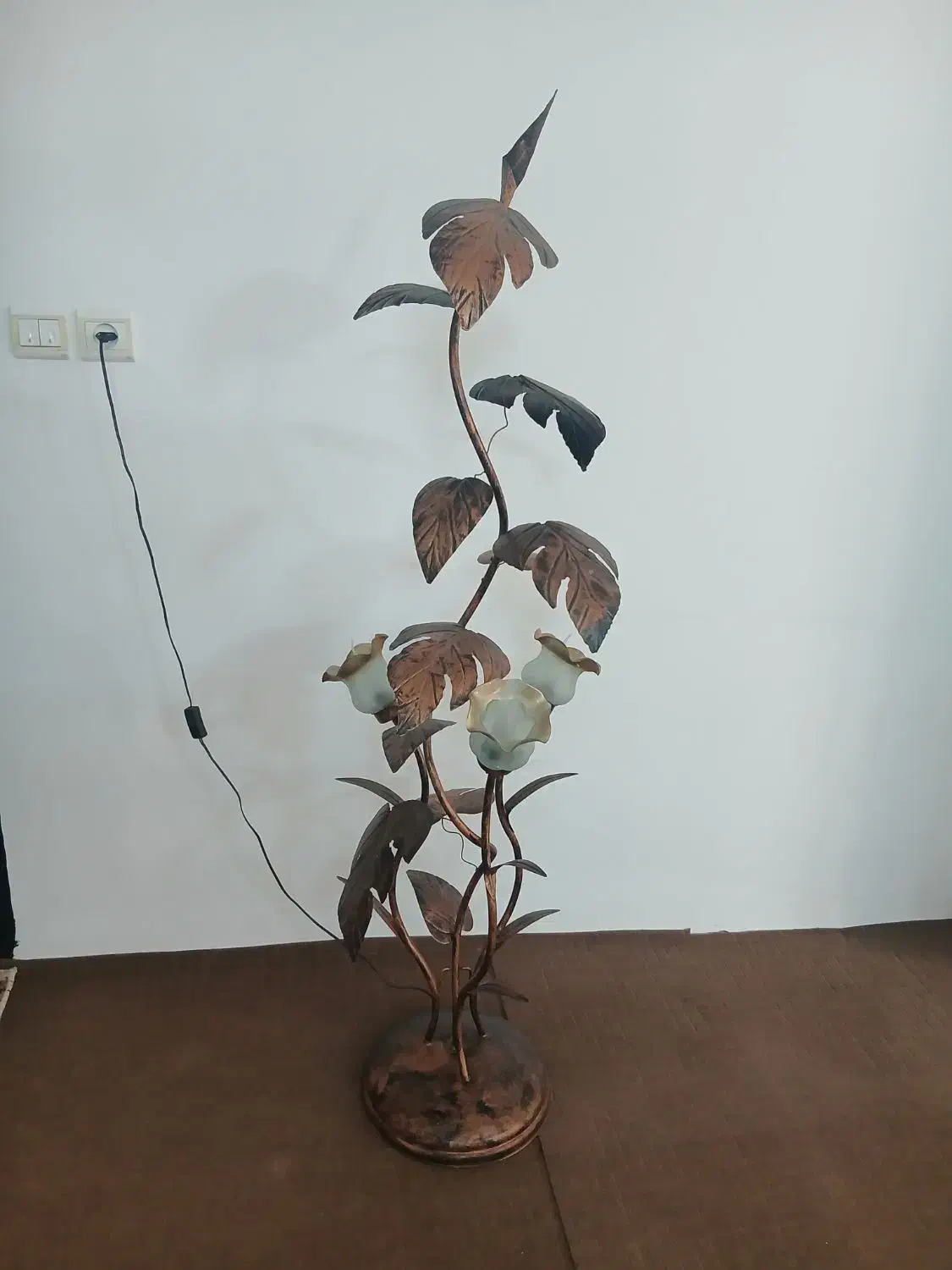 آباژور لاله ای|چراغ خواب و آباژور|خوی, |دیوار