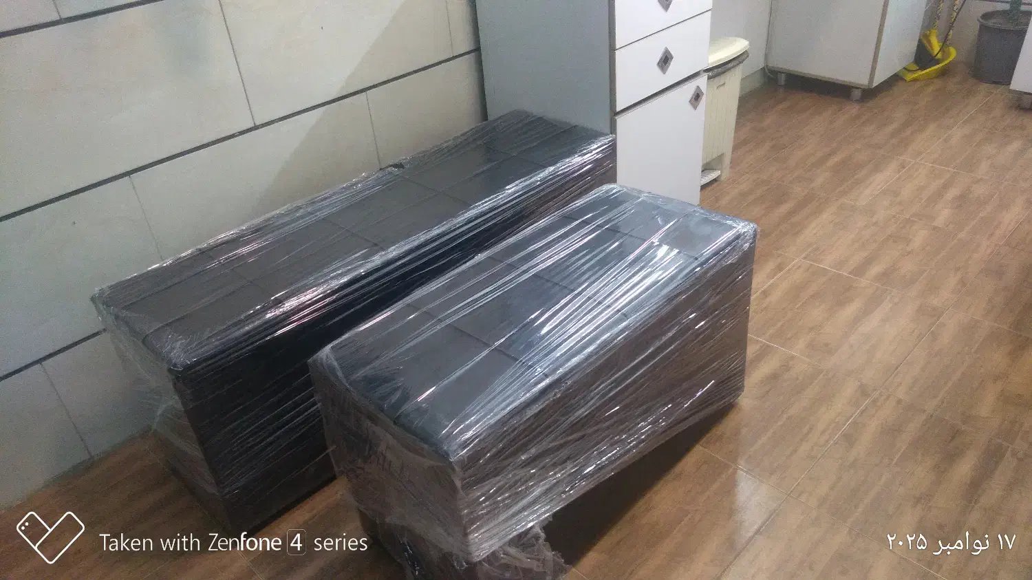 یک دست پاف کلاسیک ۵ نفره،کاملا نو،استفاده نشده|صندلی و نیمکت|پاکدشت, پاکدشت (مامازند)|دیوار