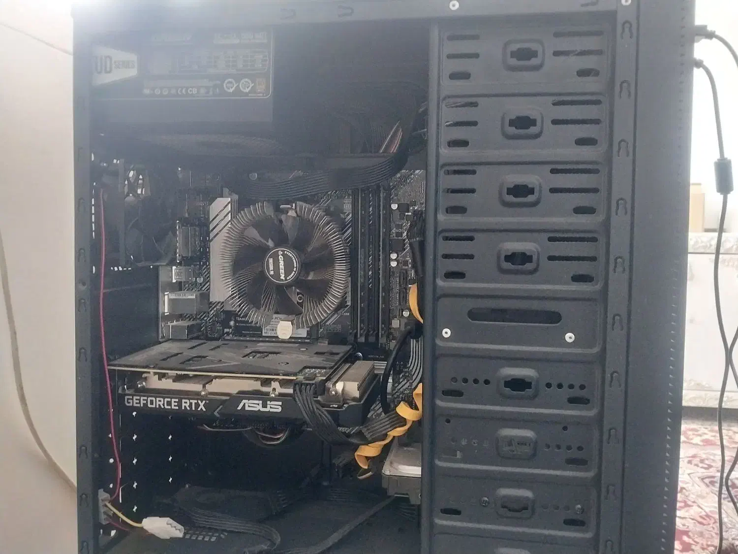 فروش کیس گیمینگ|رایانه رومیزی|کرمان, |دیوار