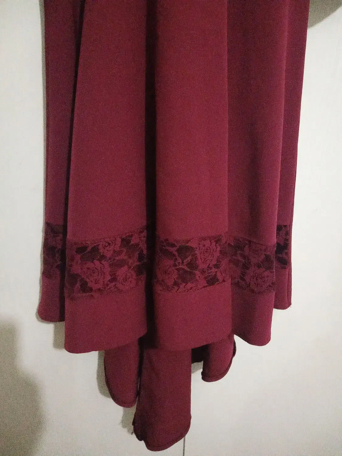 لباس دخترانه|لباس|قمرود, |دیوار