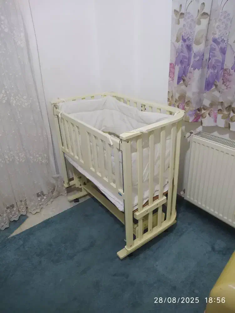 تخت کودک|تخت و صندلی بچه|لنگرود, |دیوار