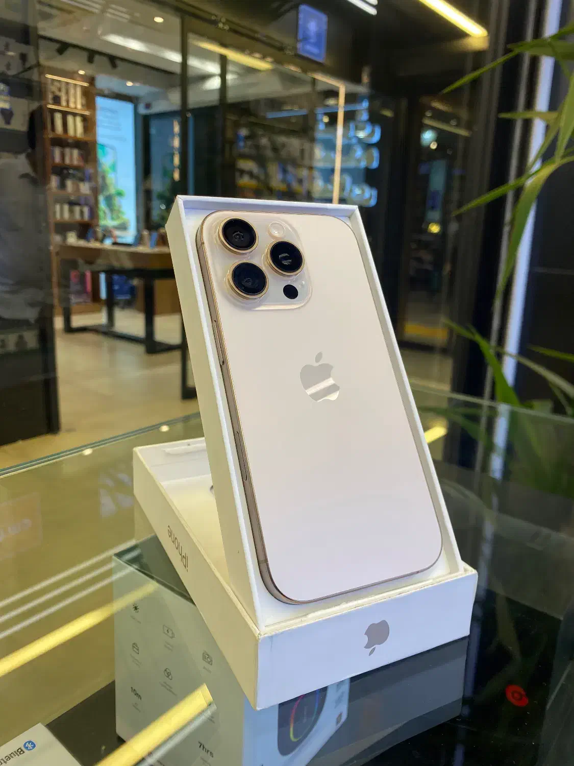 آیفون ۱۶ پرو|موبایل|مشهد, بهشت|دیوار