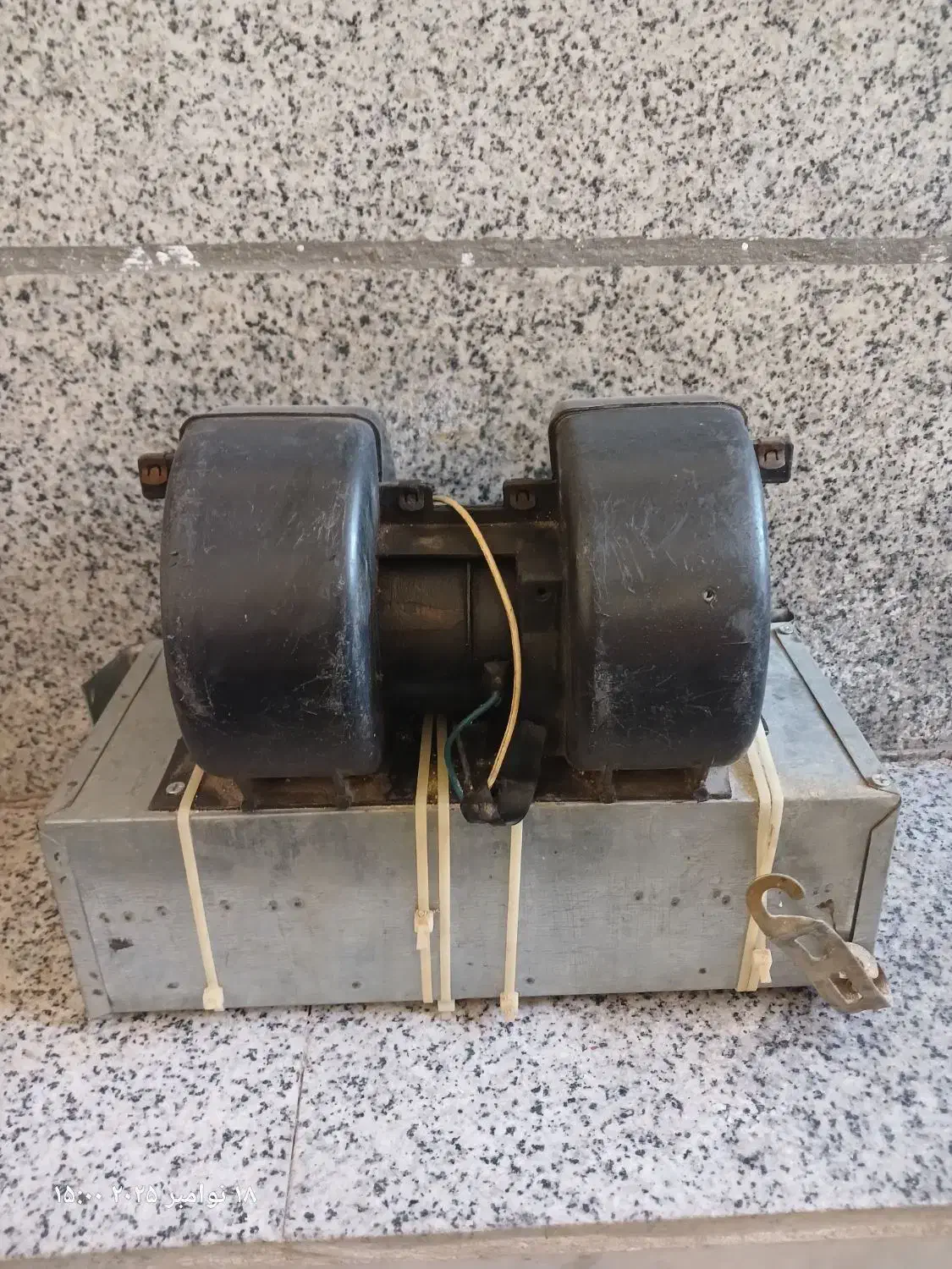 بخاری پیکان برق 24 ولت ملایر|قطعات یدکی و لوازم جانبی|ملایر, |دیوار