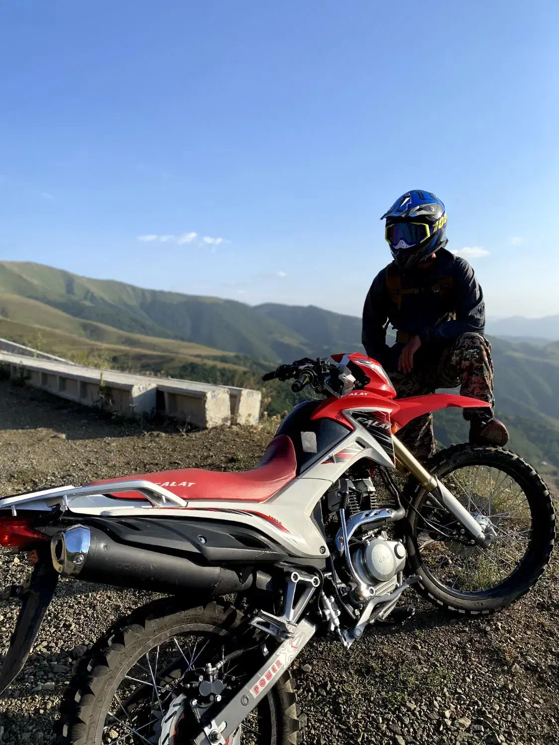 تریل فلات طرحcrf|موتورسیکلت|کلیبر, |دیوار