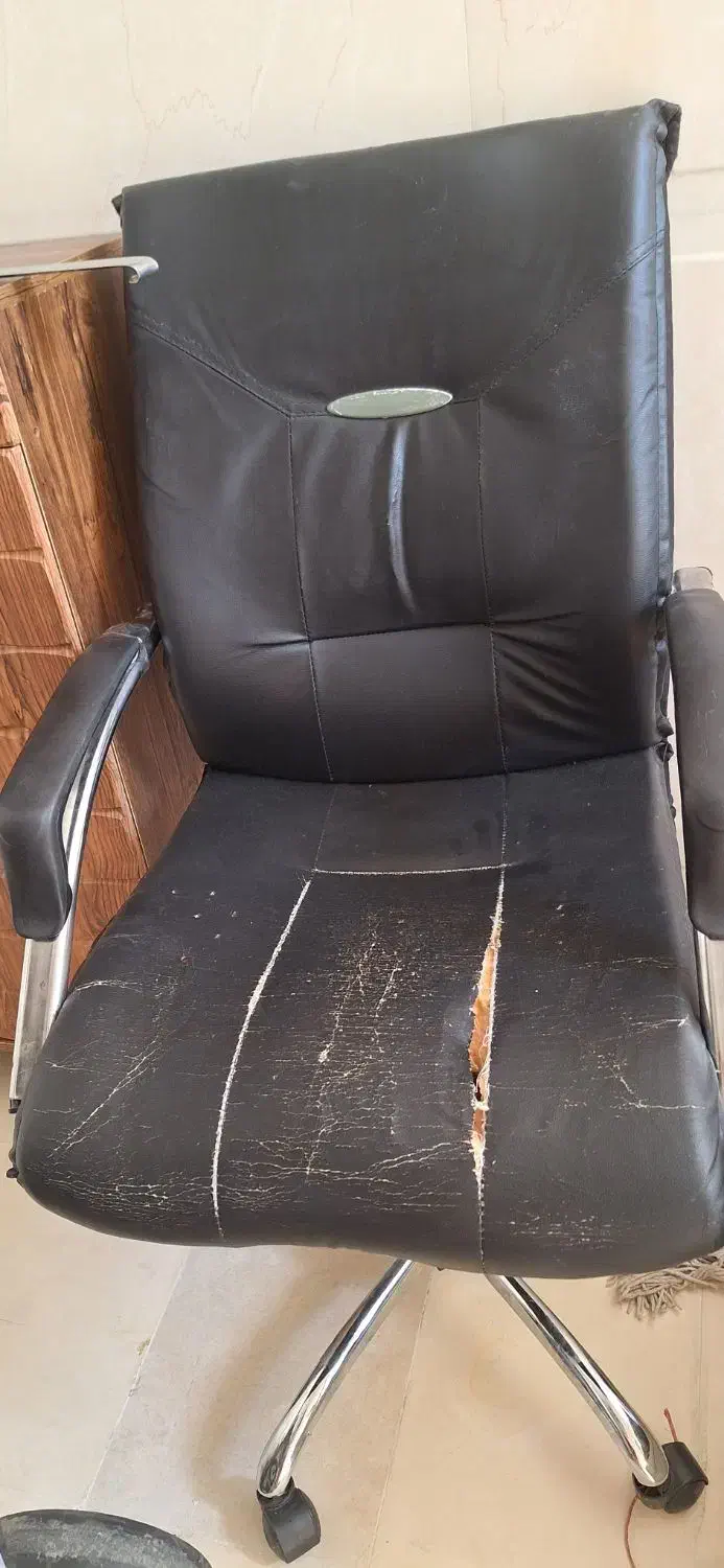 صندلی|مبلمان اداری|سنندج, |دیوار