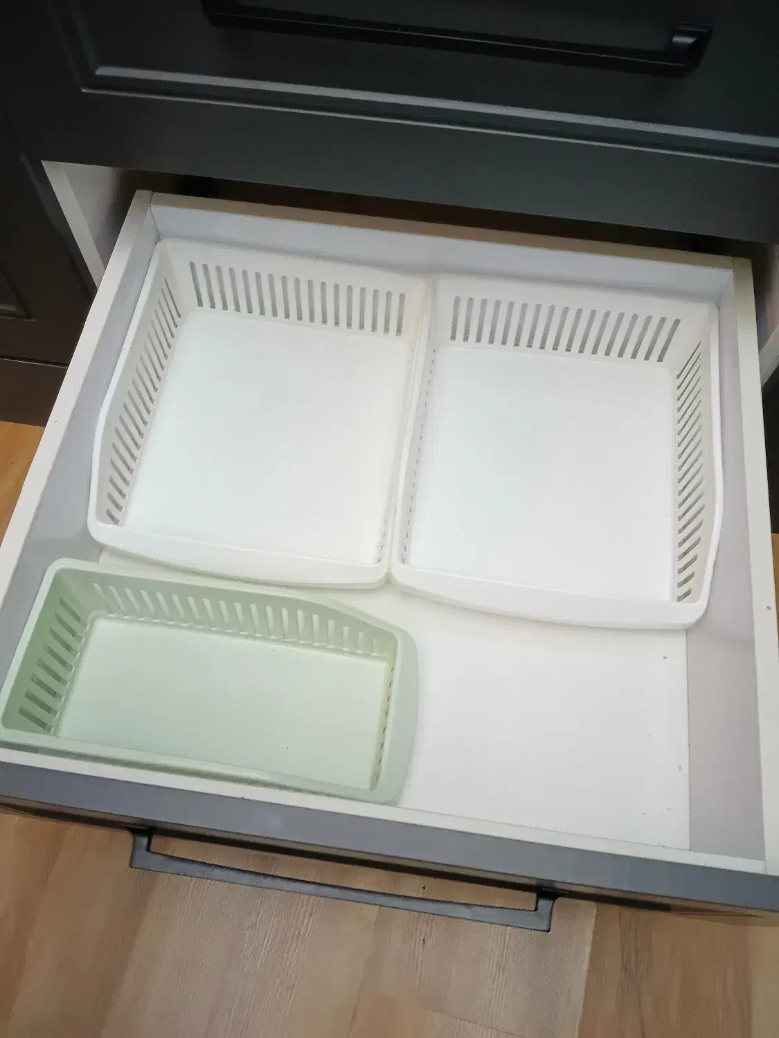 ظروف نظم دهنده پلاستیکی|ظروف نگهدارنده، پلاستیکی، یکبارمصرف|آمل, |دیوار