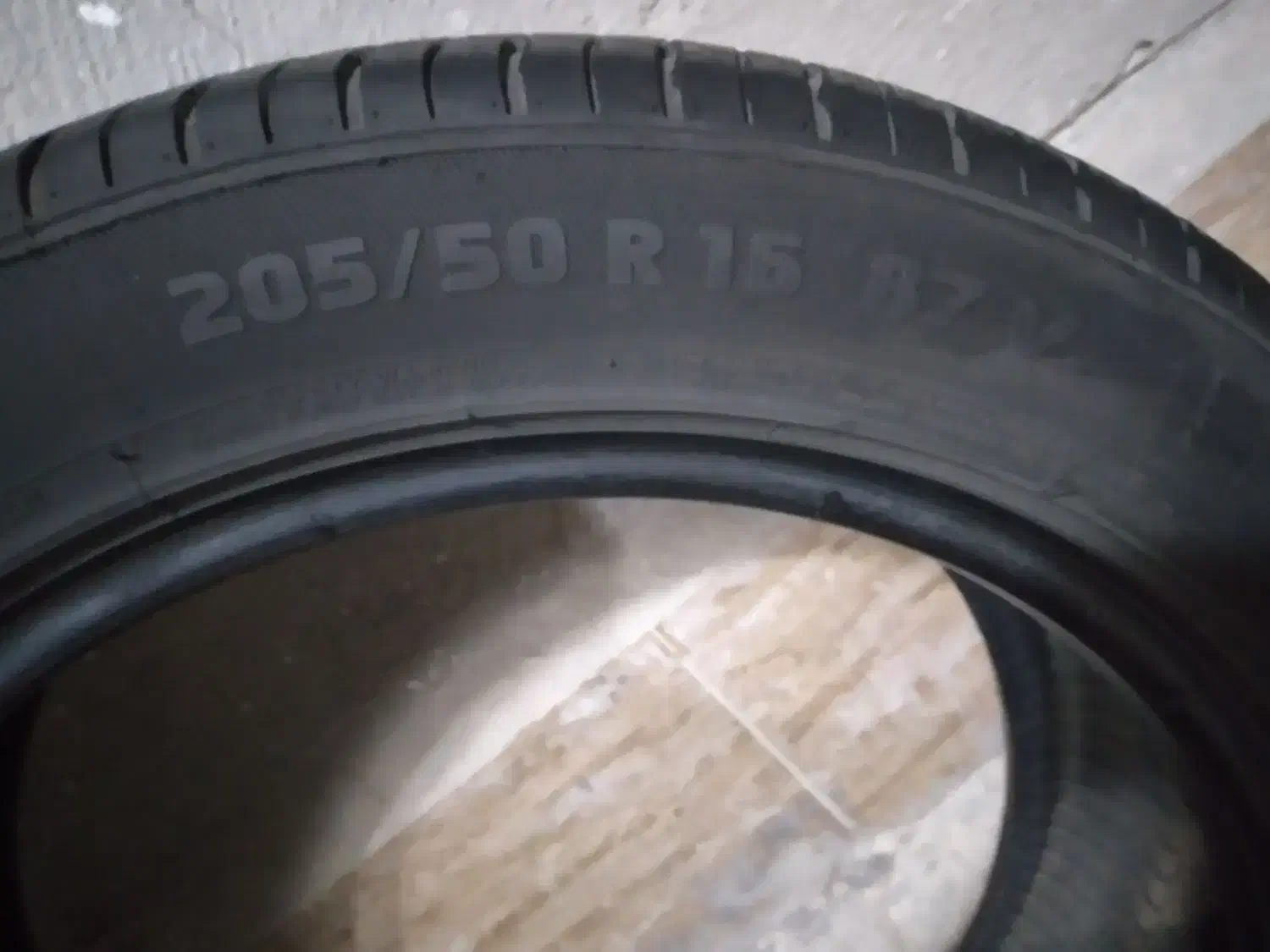 لاستیک کویر ، چراغ خطر دنا|قطعات یدکی و لوازم جانبی|ساوه, |دیوار