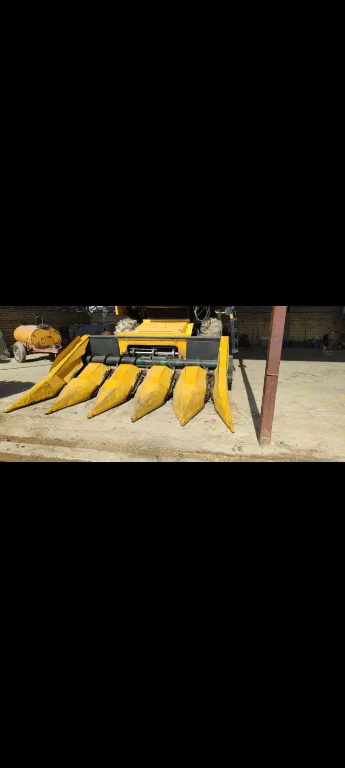 هد ذرت اصفهانی مدل 91|ماشین‌آلات صنعتی|مرودشت, ثبت احوال|دیوار