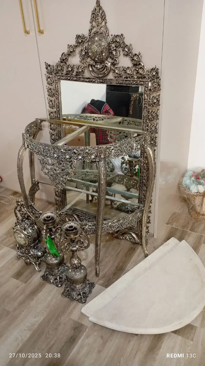 آینه شمعدان برنج|بوفه، ویترین، کنسول|نیر (اردبیل), |دیوار