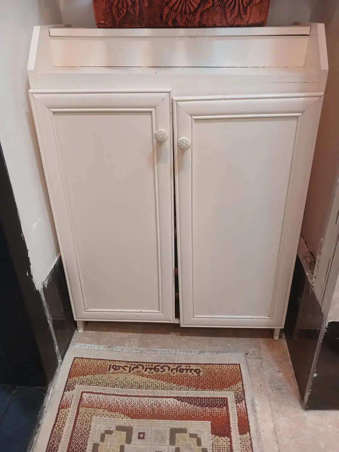 جاکفشی|جاکفشی، کمد، دراور|شاهرود, |دیوار