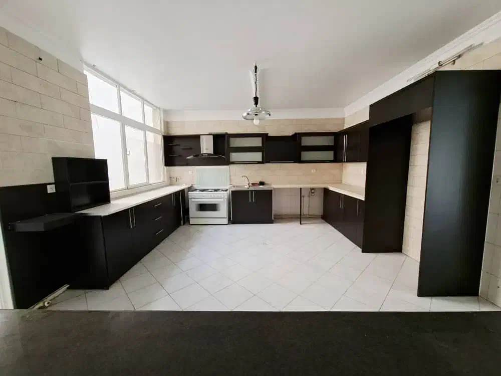 ۱۷۵ متر ۳ خواب