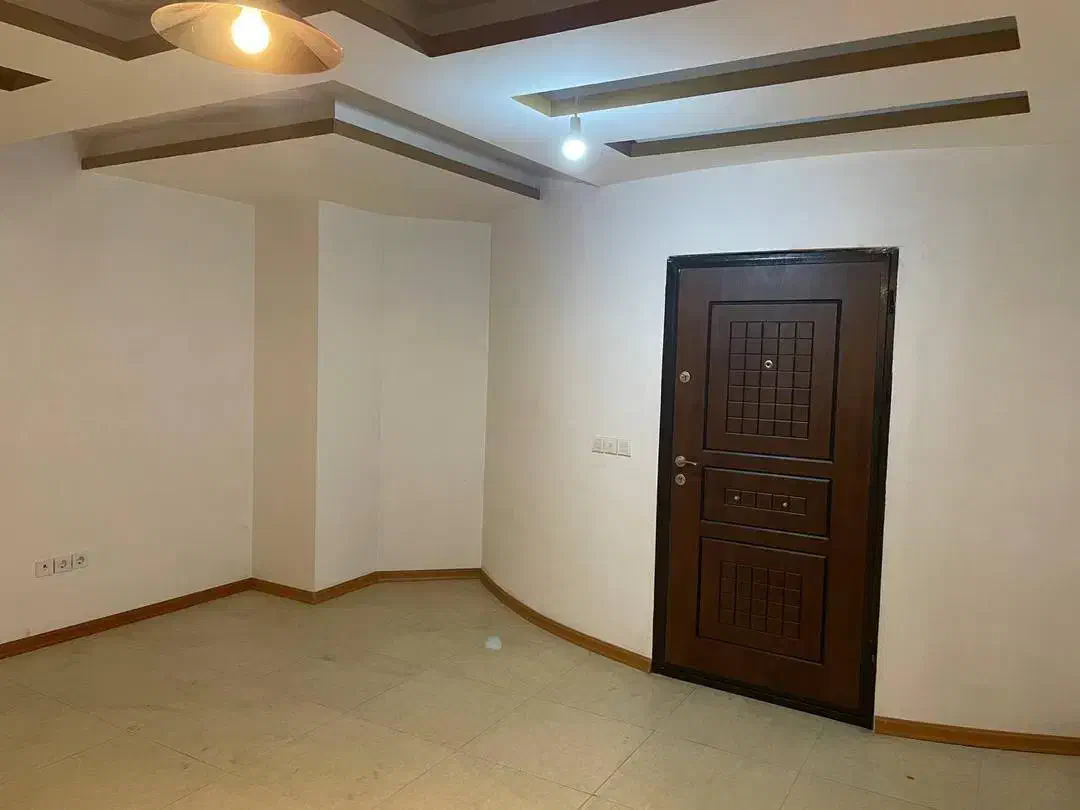 رهن و اجاره آپارتمان۵۰متری اداری تجاری در خ۲۲ آبان|اجارهٔ دفتر کار، اتاق اداری، مطب|لاهیجان, قیام|دیوار