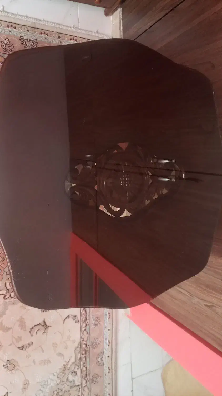 میز چوبی منبت پایه بلند مناسب گرام ،آباژور...|مبلمان خانگی و میز عسلی|ملایر, |دیوار