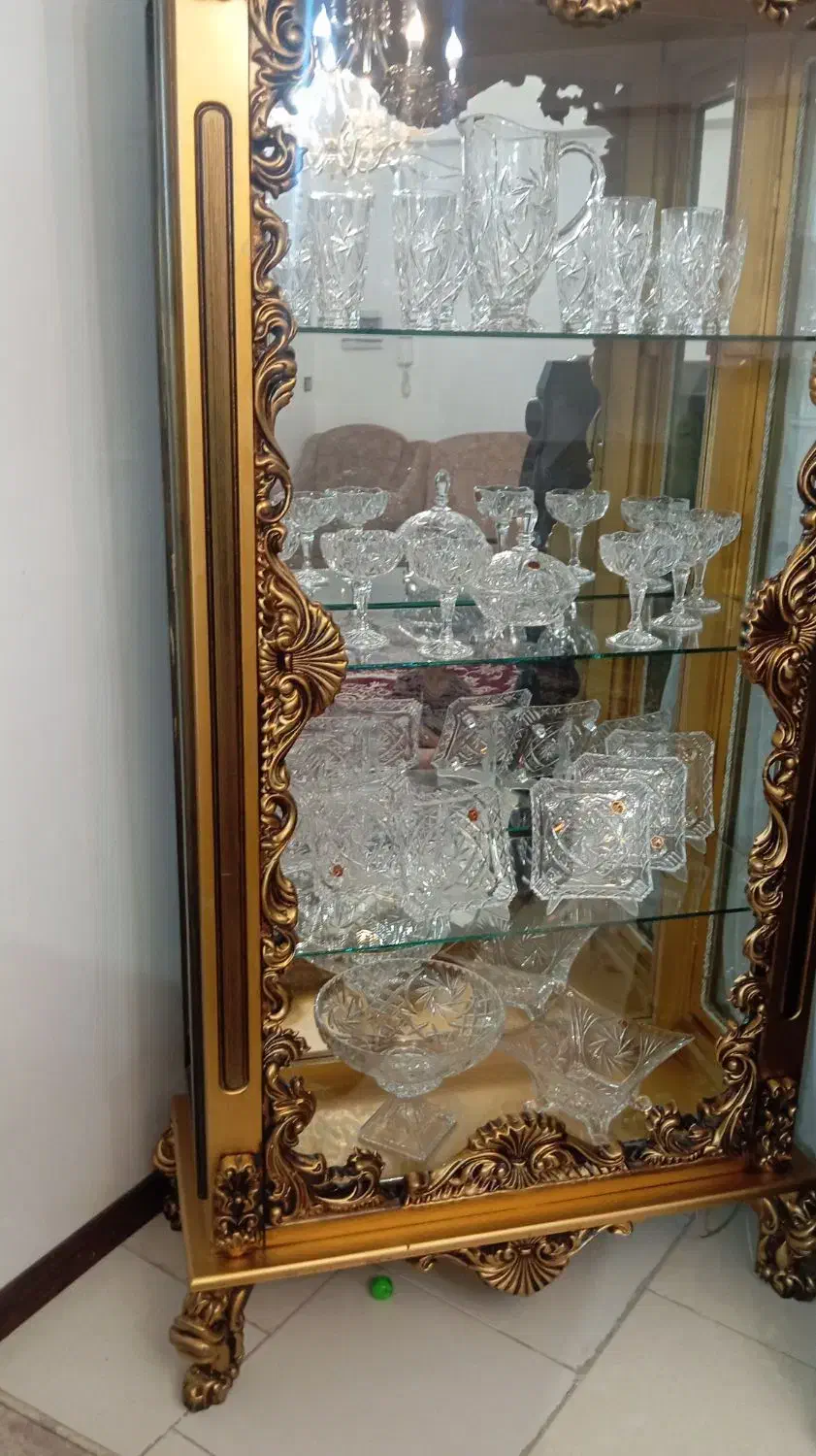 بوفه چوبی طلایی|بوفه، ویترین، کنسول|سهند, |دیوار