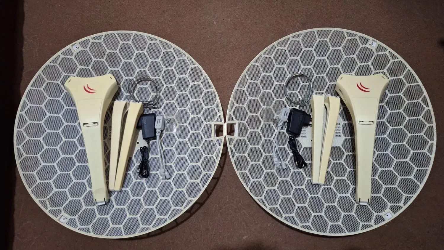 دو عدد رادیو وایرلس LHG XL HP5|مودم و تجهیزات شبکه|تهران, اکباتان|دیوار