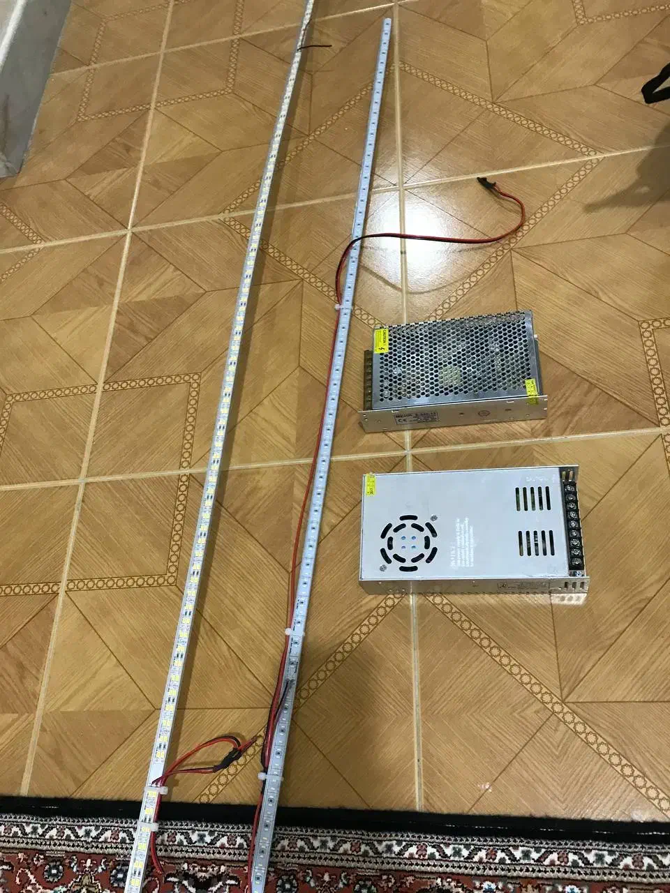 ریسه نوری 12 ولت و ترانس 12 ولت|ریسه و چراغ تزئینی|تبریز, |دیوار