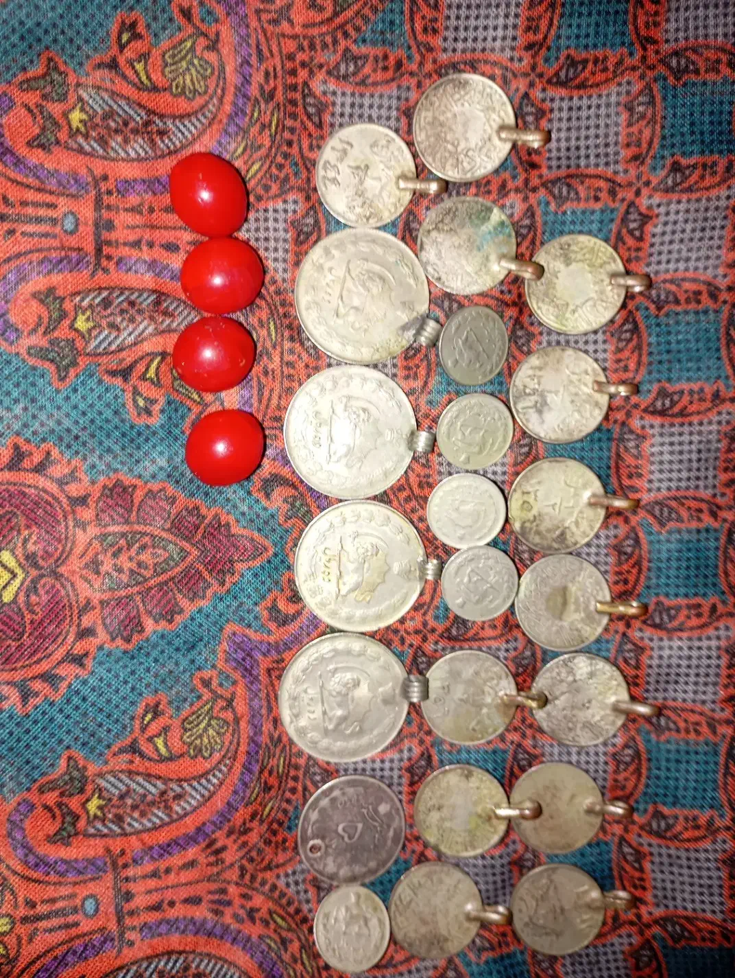 سکه و عقیق هایه قدیمی|کلکسیون سکه، تمبر، اسکناس|گنبد کاووس, |دیوار