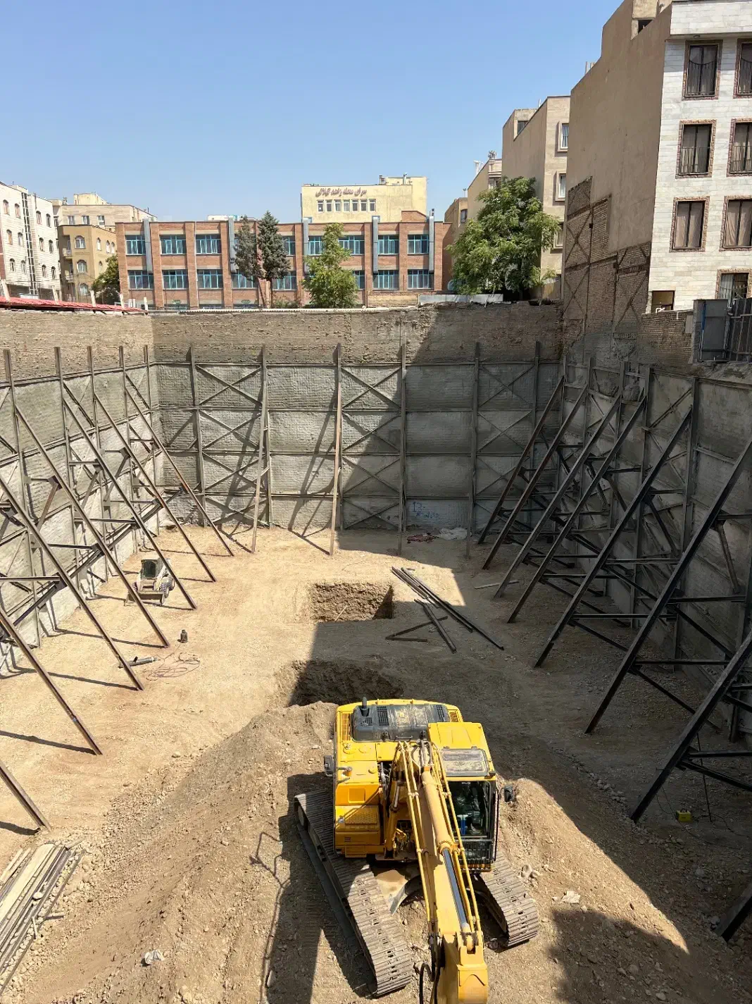 سرپرست کارگری|استخدام معماری، عمران و ساختمانی|تهران, ستارخان|دیوار