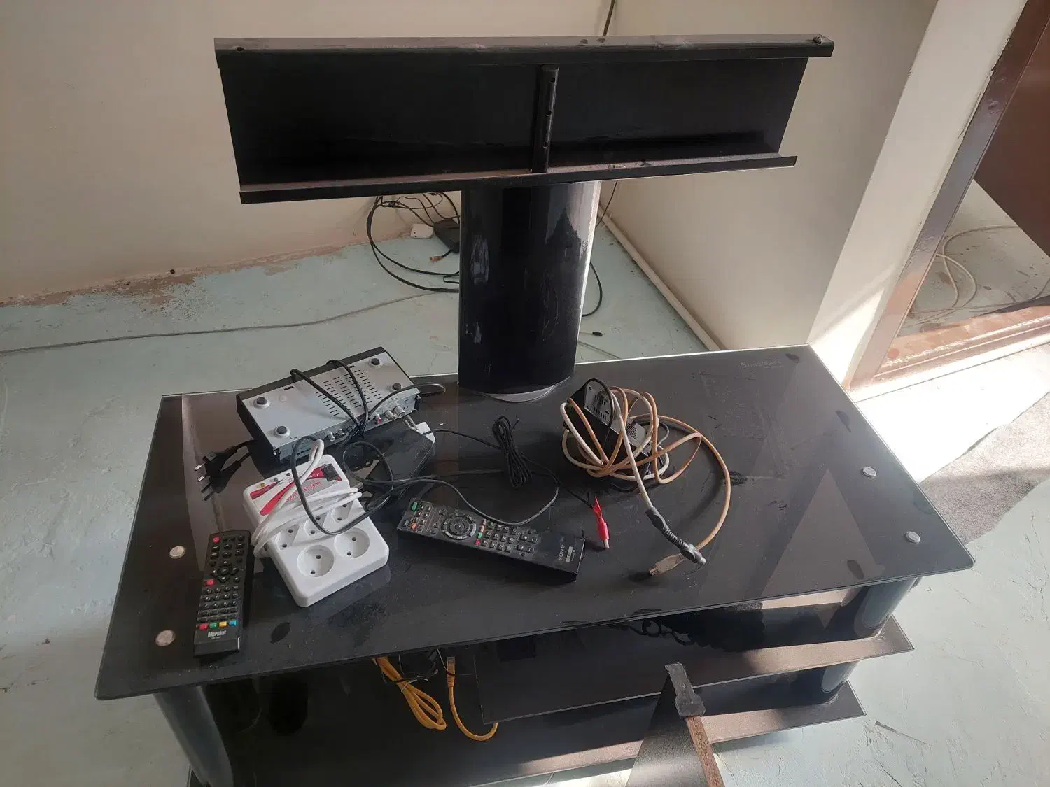 میز شیشه ای تلویزیون|میز تلویزیون|مراغه, |دیوار