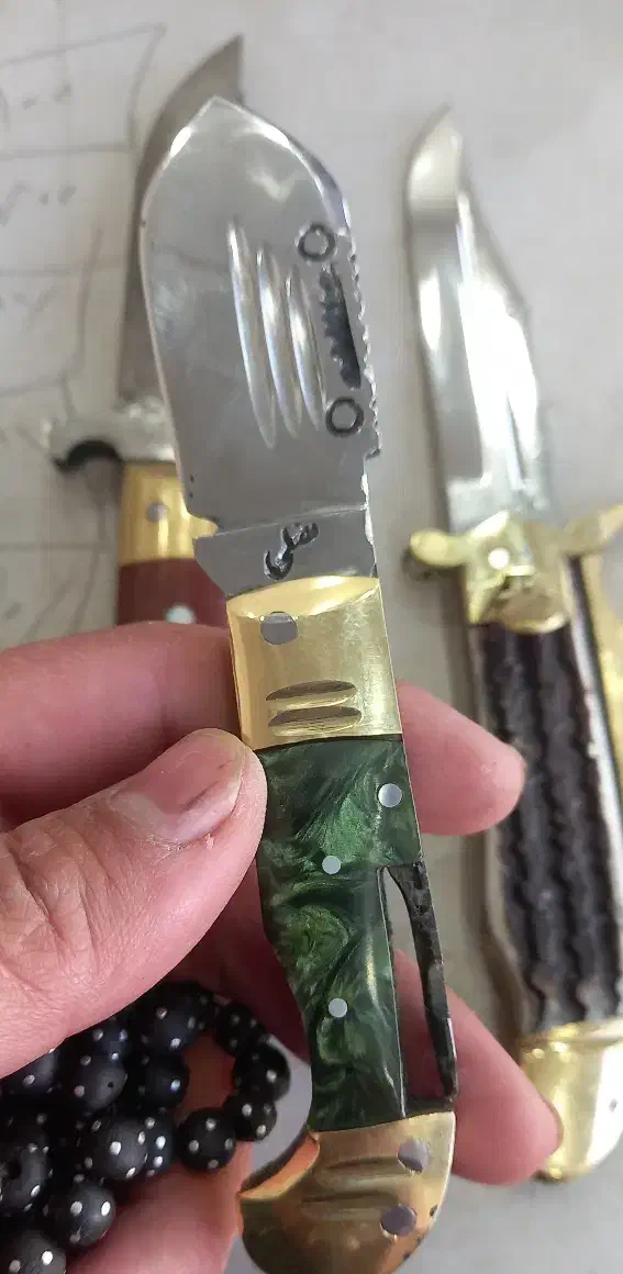 چاقو های کلکسیونی زنجان حتما ببینشون|کلکسیون اشیاء عتیقه|یزد, |دیوار