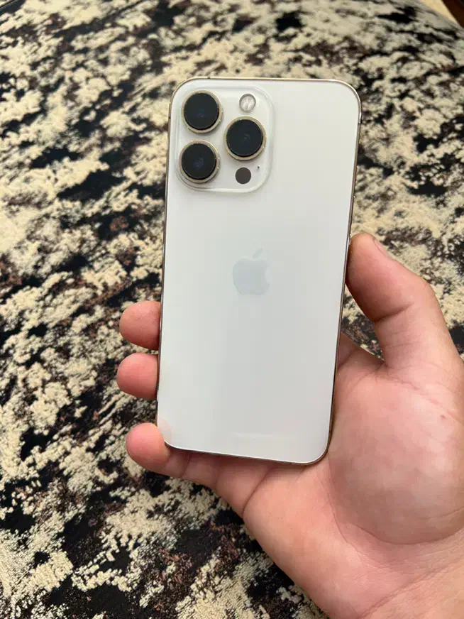 13pro بدون خط خش|موبایل|تبریز, |دیوار