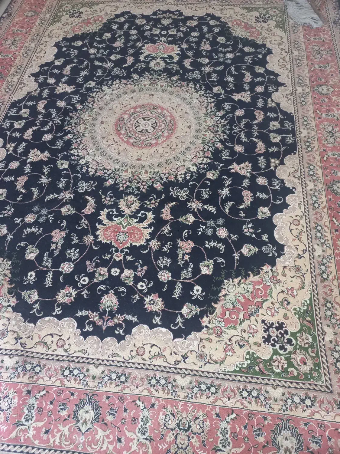 فرش ماشینی درحد نو|فرش|قیدار, |دیوار