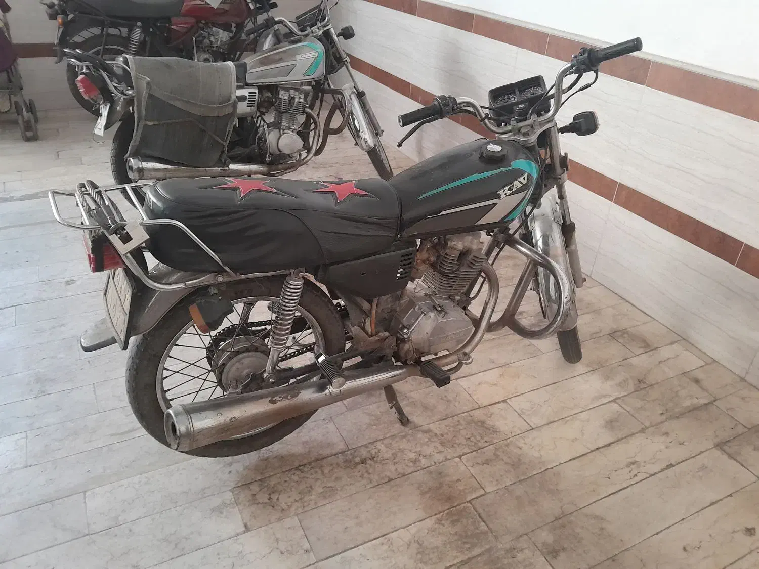 موتور هندا ۱۲۵ پنج دنده رایکا|موتورسیکلت|قم, خاکفرج|دیوار