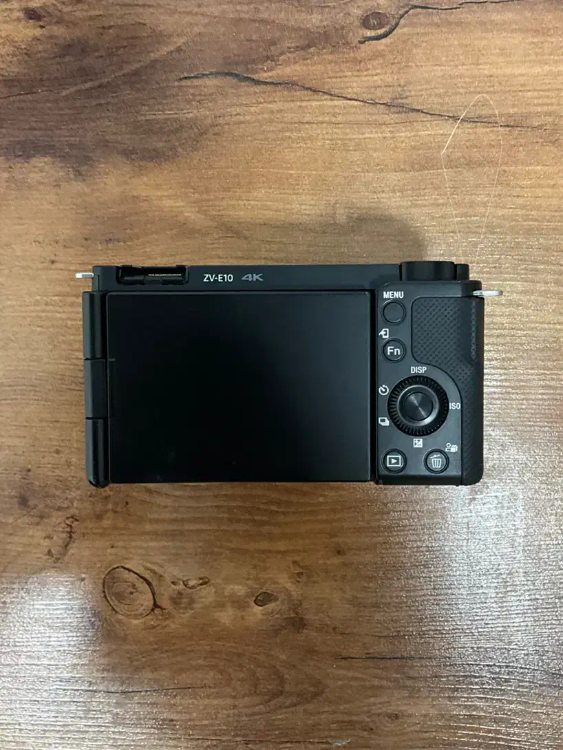دوربین سونی کارکرده Sony ZV-E10 kit 16-50mm|دوربین عکاسی و فیلم‌برداری|تهران, فلسطین (میدان انقلاب)|دیوار