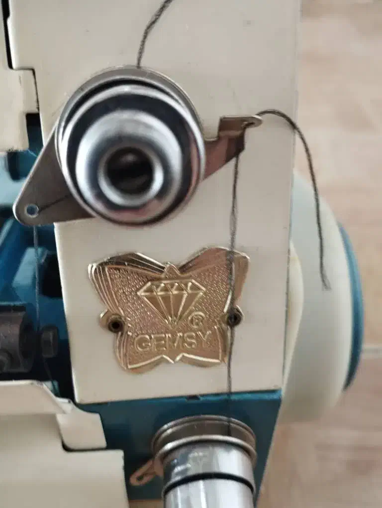 چرخ لبه دوز سه نخه|چرخ خیاطی و ریسندگی|کرج, فاز ۴ مهرشهر|دیوار