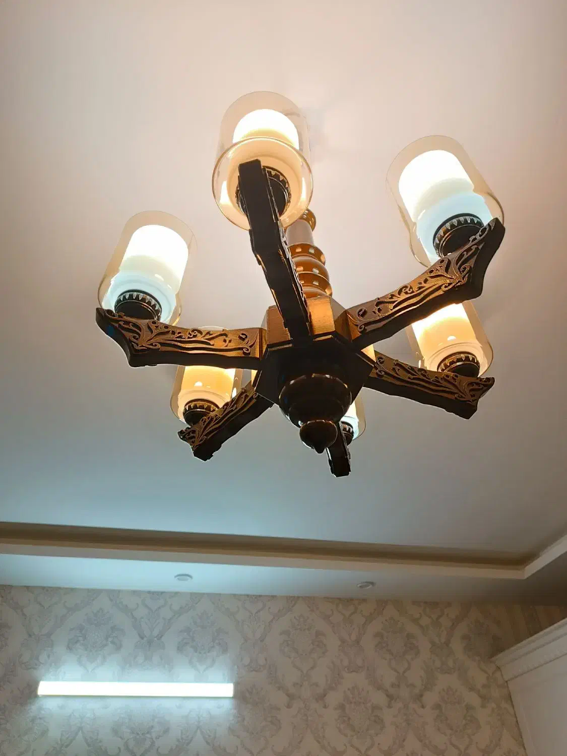 دو عدد لوستر فروشی|لوستر و چراغ آویز|مشهد, گلبرگ|دیوار