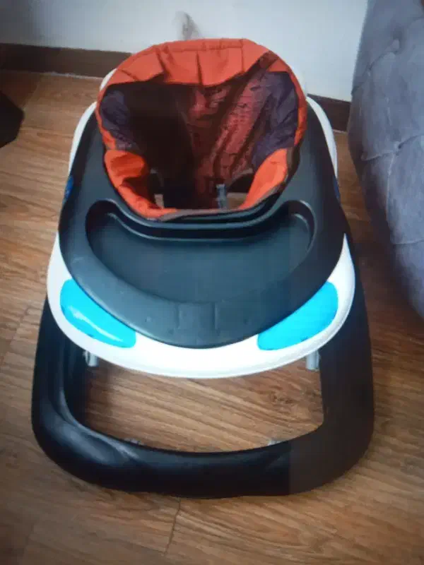 روروعک|کالسکه و لوازم جانبی|رشت, دیانتی|دیوار