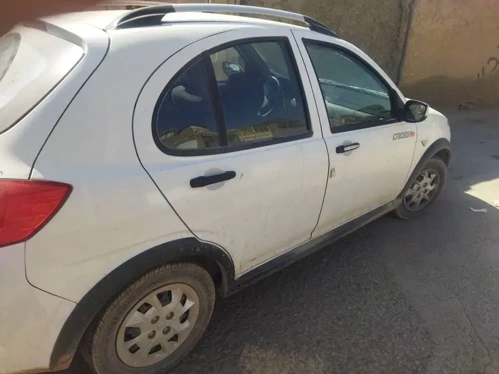 فروش فوری کوئیک کم کار تمیز بدون رنگ وضربه گازسیمی|خودرو سواری و وانت|سیرجان, |دیوار