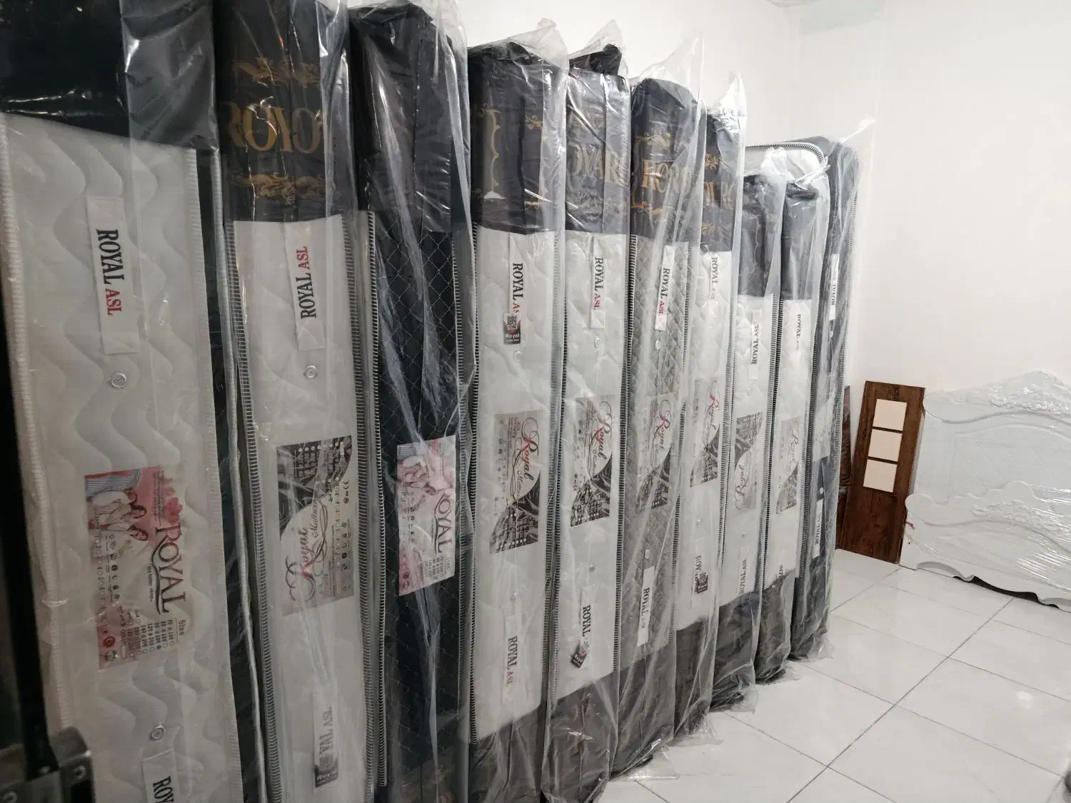 طرح تعویض تشک کهنه با تشک نو|تشک تختخواب|دورود, |دیوار