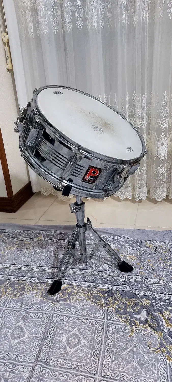 سایدرام|درام و پرکاشن|شاهین‌شهر, شهرک گلدیس|دیوار