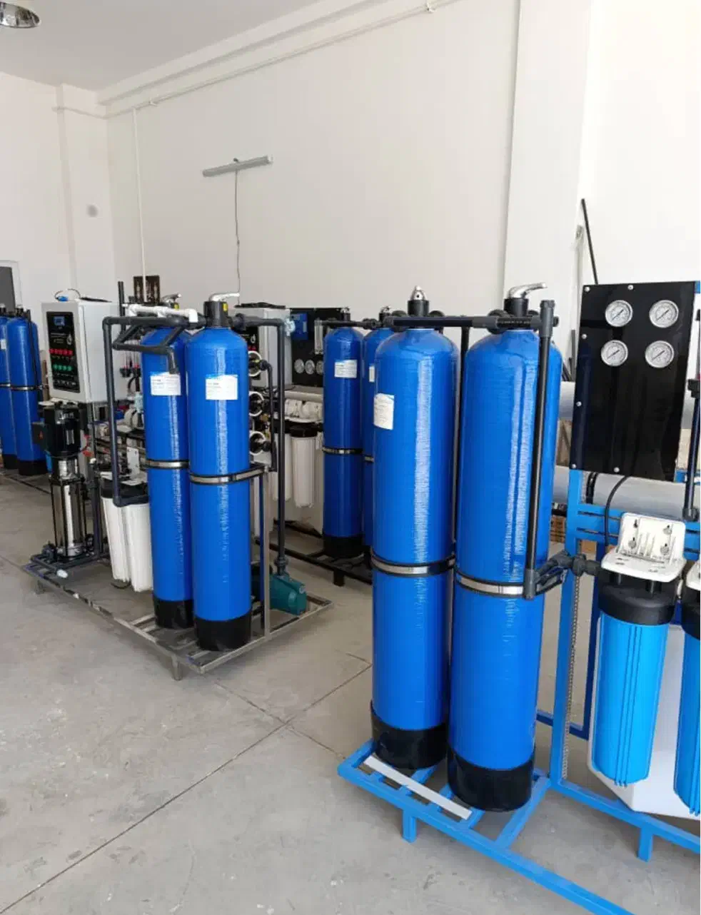 (تصفیه آب با قطعات اورجینال)آب سازان صنعت|آبسردکن و تصفیه آب|کرمان, |دیوار