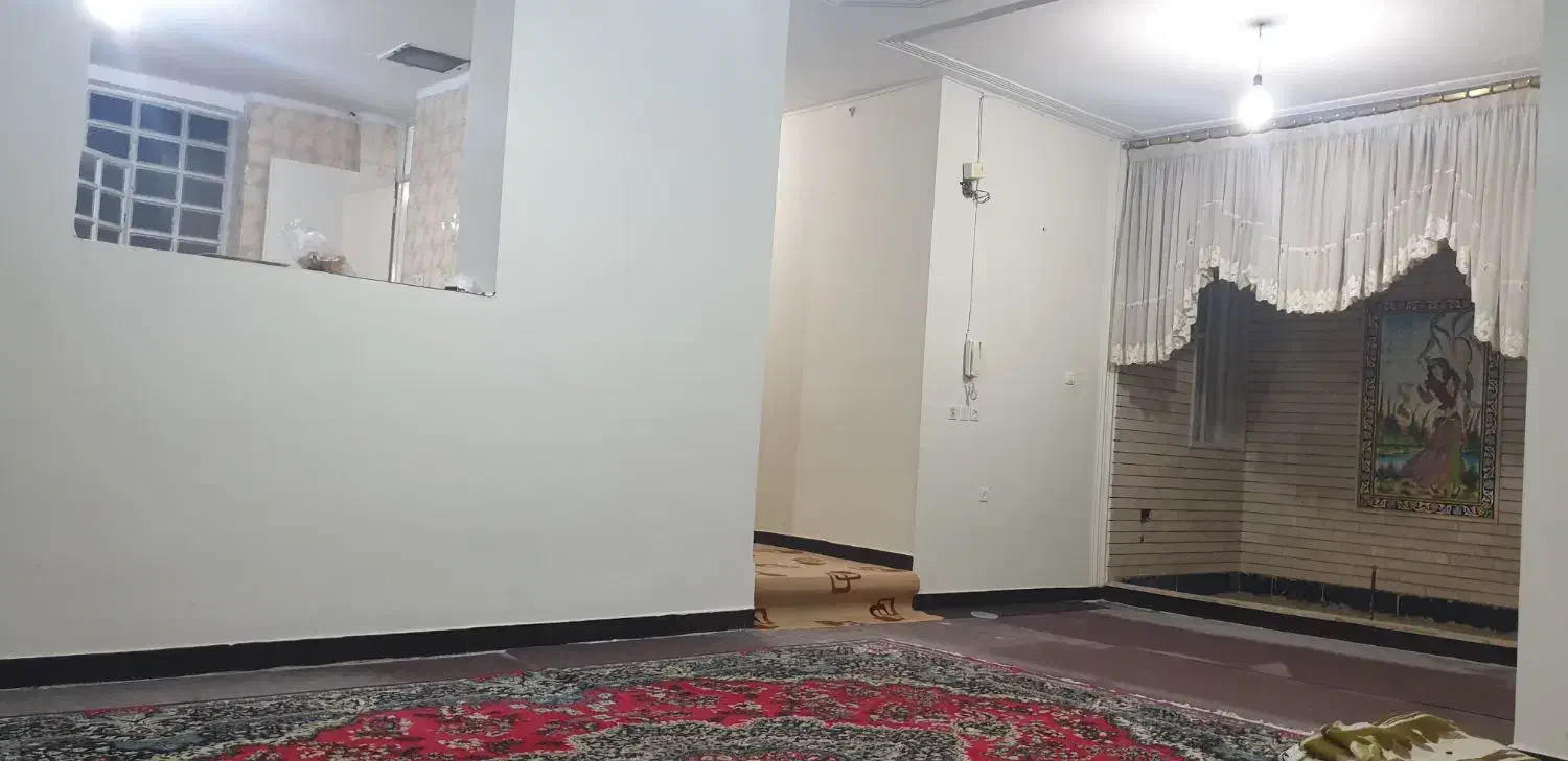 رهن منزل دربست در شهرک والفجر بلوار فجر شرقی|اجارهٔ خانه و ویلا|شیراز, شهرک والفجر|دیوار