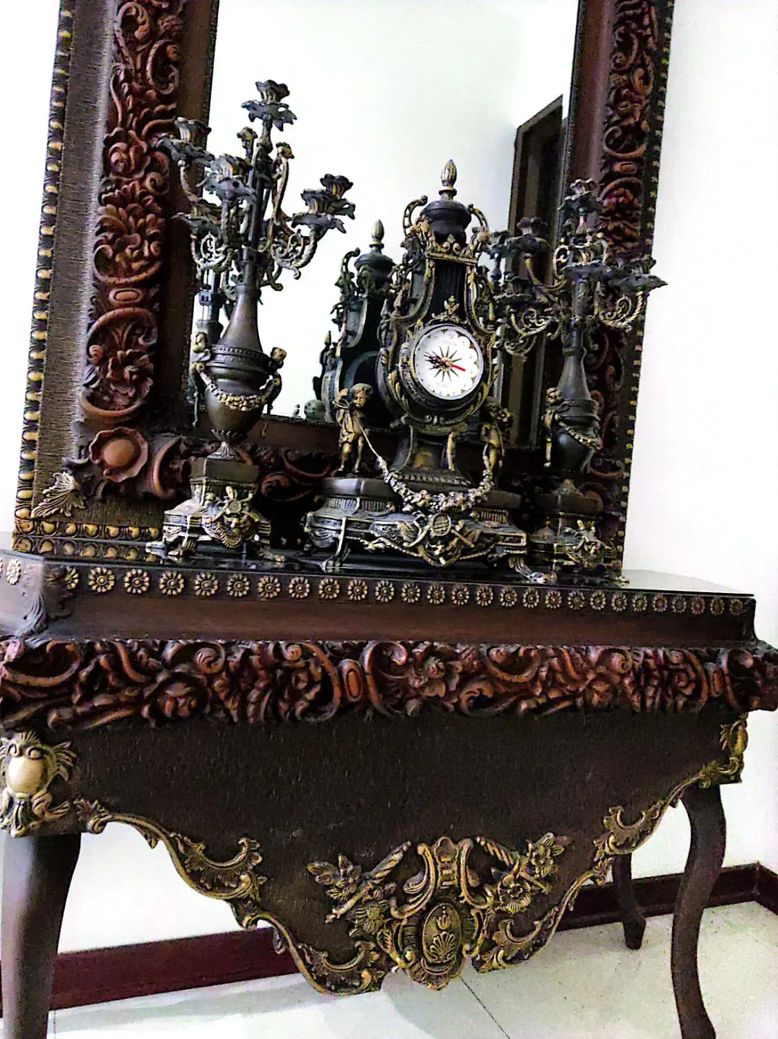 آینه و شمعدان وساعت و کنسول|آینه|تهران, آسمان|دیوار