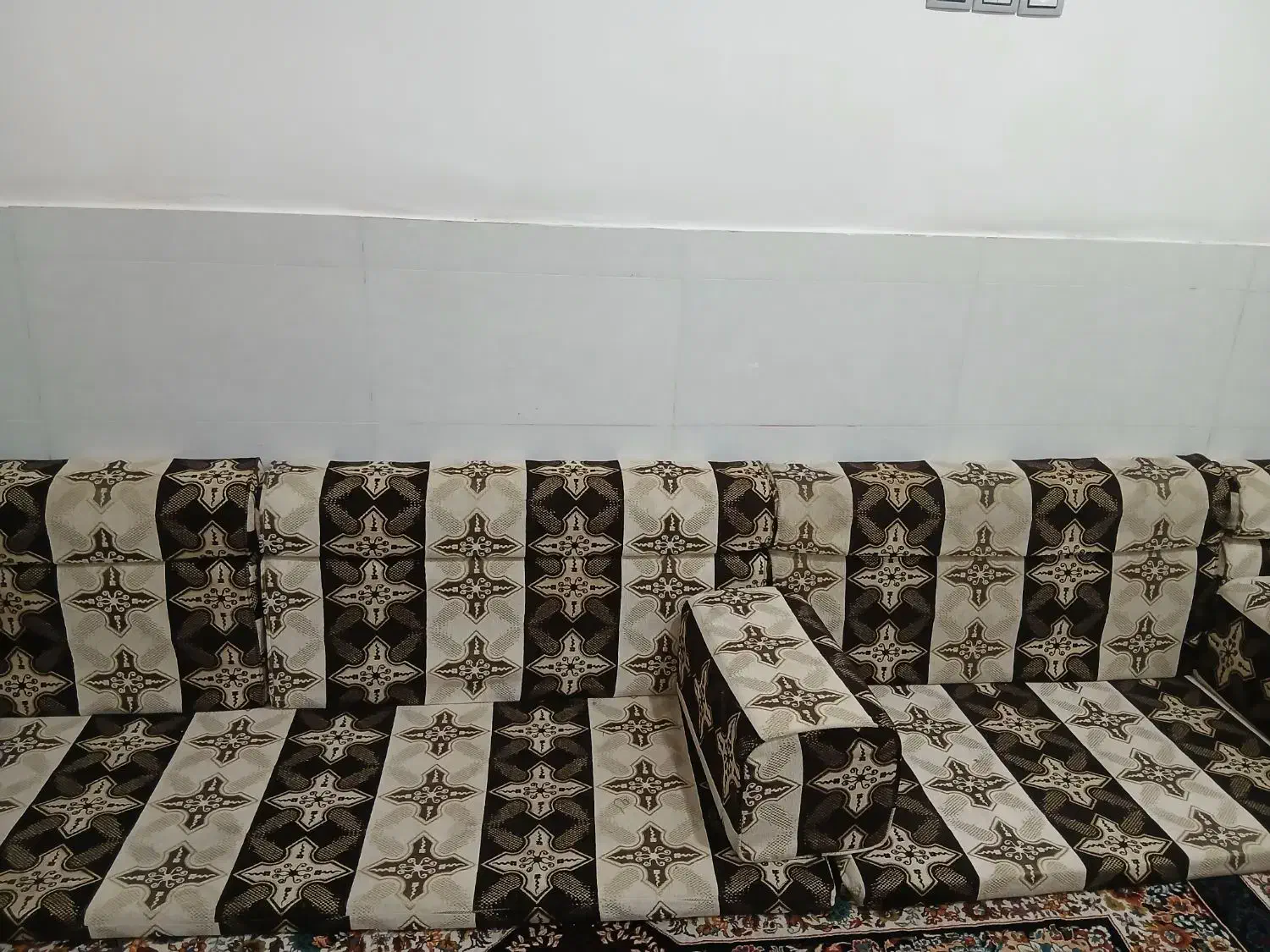 پشتی خلیجی .فانوس تزئینی.جاشمعی .دسته گل عروس|پشتی|اهواز, امانیه|دیوار