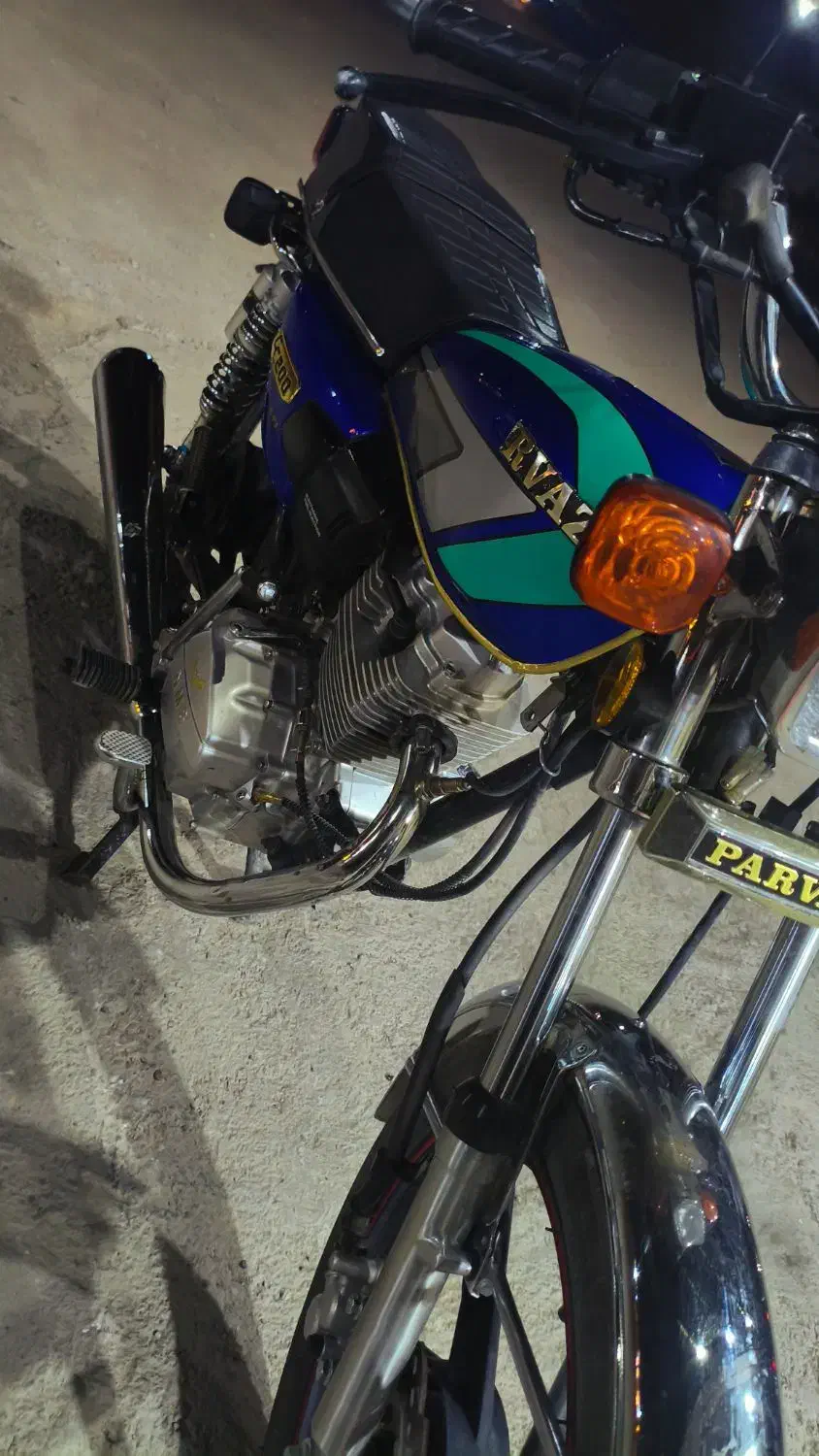 موتور 200|موتورسیکلت|اصفهان, براآن شمالی|دیوار