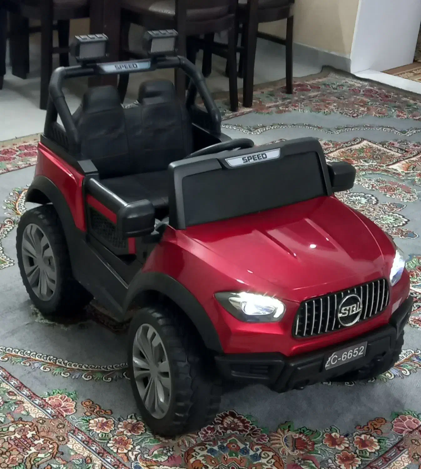 ماشین شارژی نو|اسباب‌بازی بچه|ساوه, |دیوار