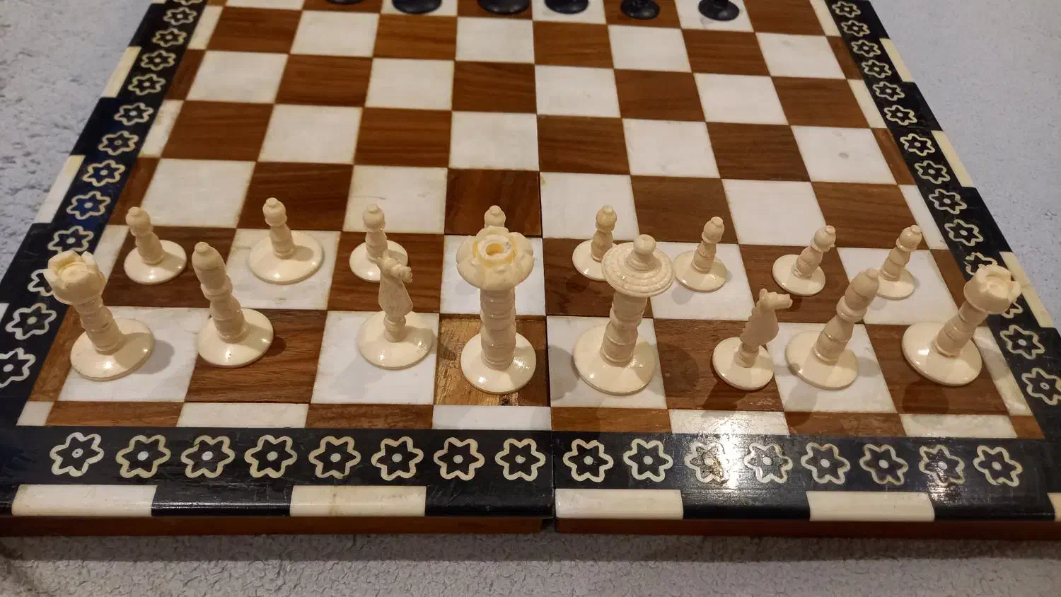 عتیقه|کلکسیون اشیاء عتیقه|اصفهان, بهارستان|دیوار