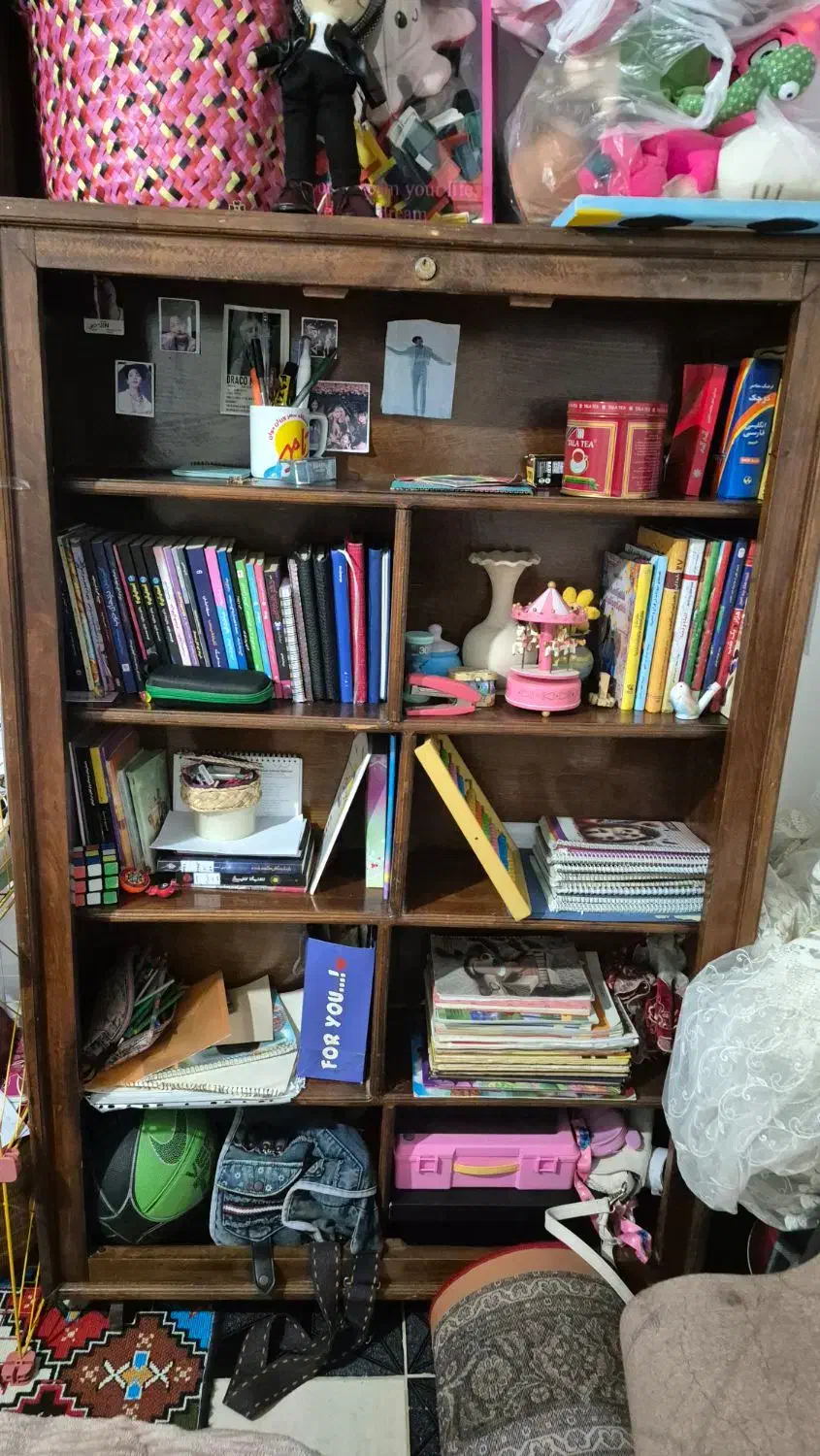 کتابخانه جادار چوبی|کتابخانه، شلف، قفسه‌های دیواری|رضوانشهر, |دیوار