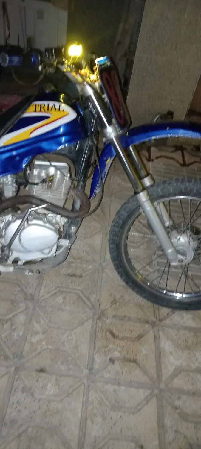 موتور تریل۸۳|موتورسیکلت|بیرجند, |دیوار